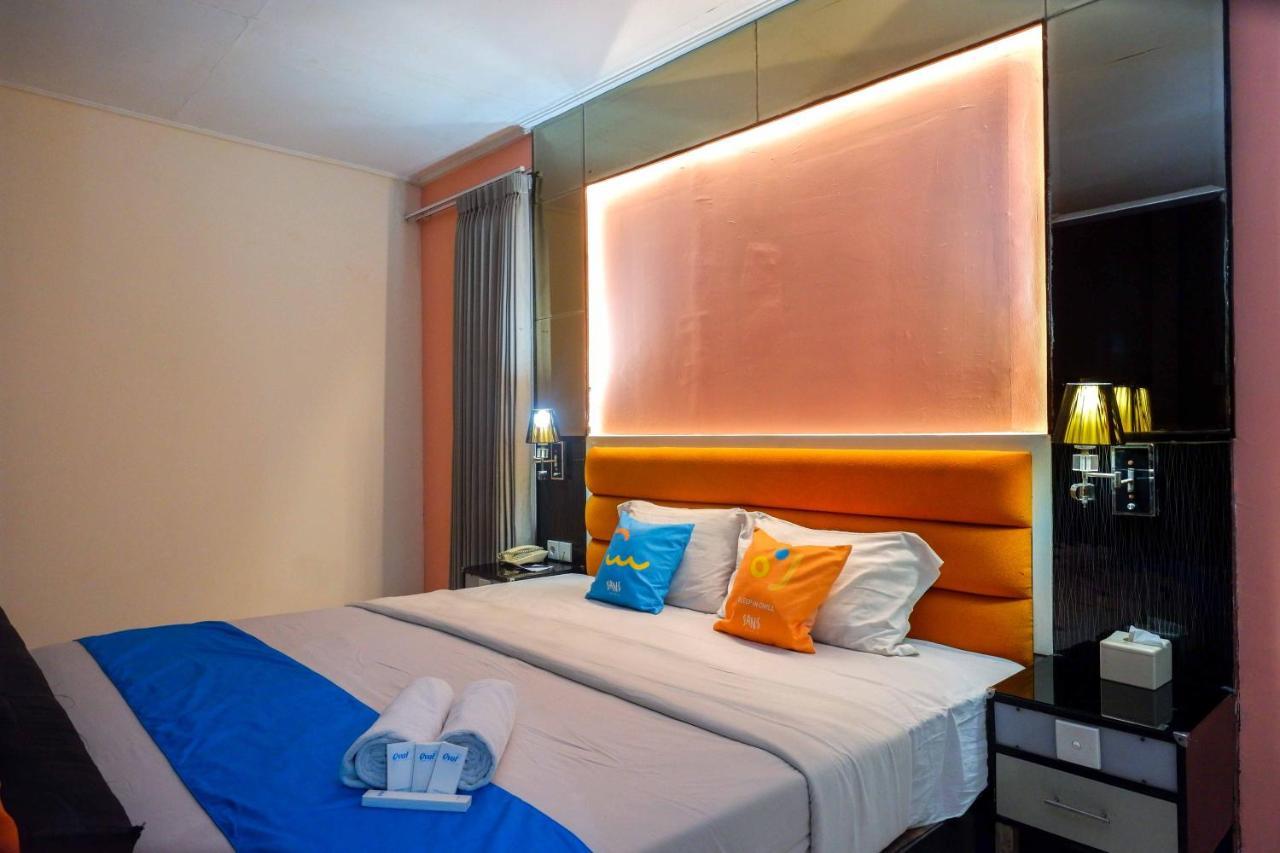 Sans Hotel International Surabaya Gubeng Екстер'єр фото