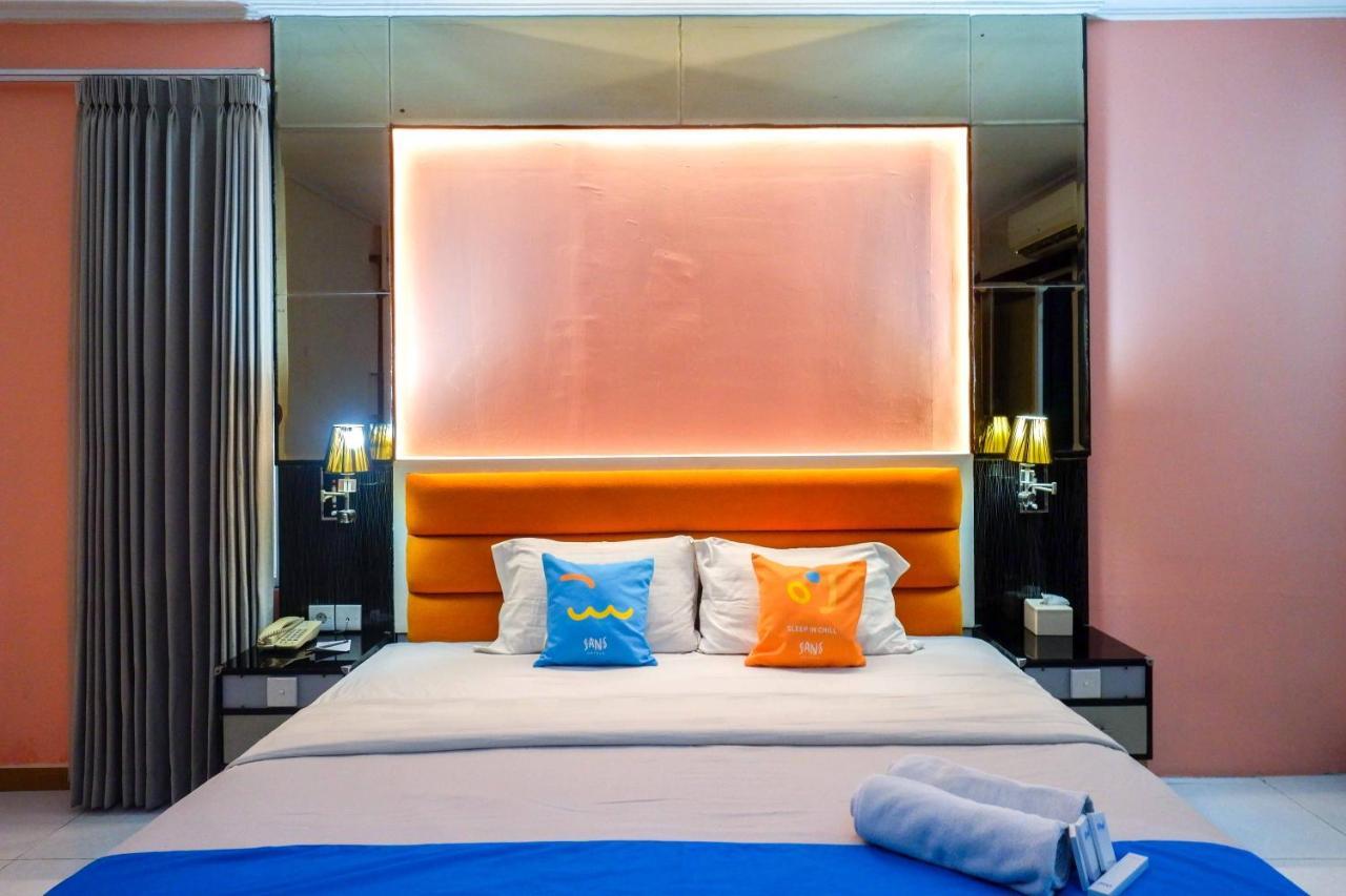 Sans Hotel International Surabaya Gubeng Екстер'єр фото