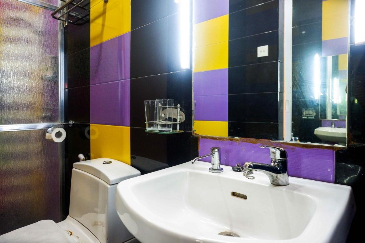 Sans Hotel International Surabaya Gubeng Екстер'єр фото