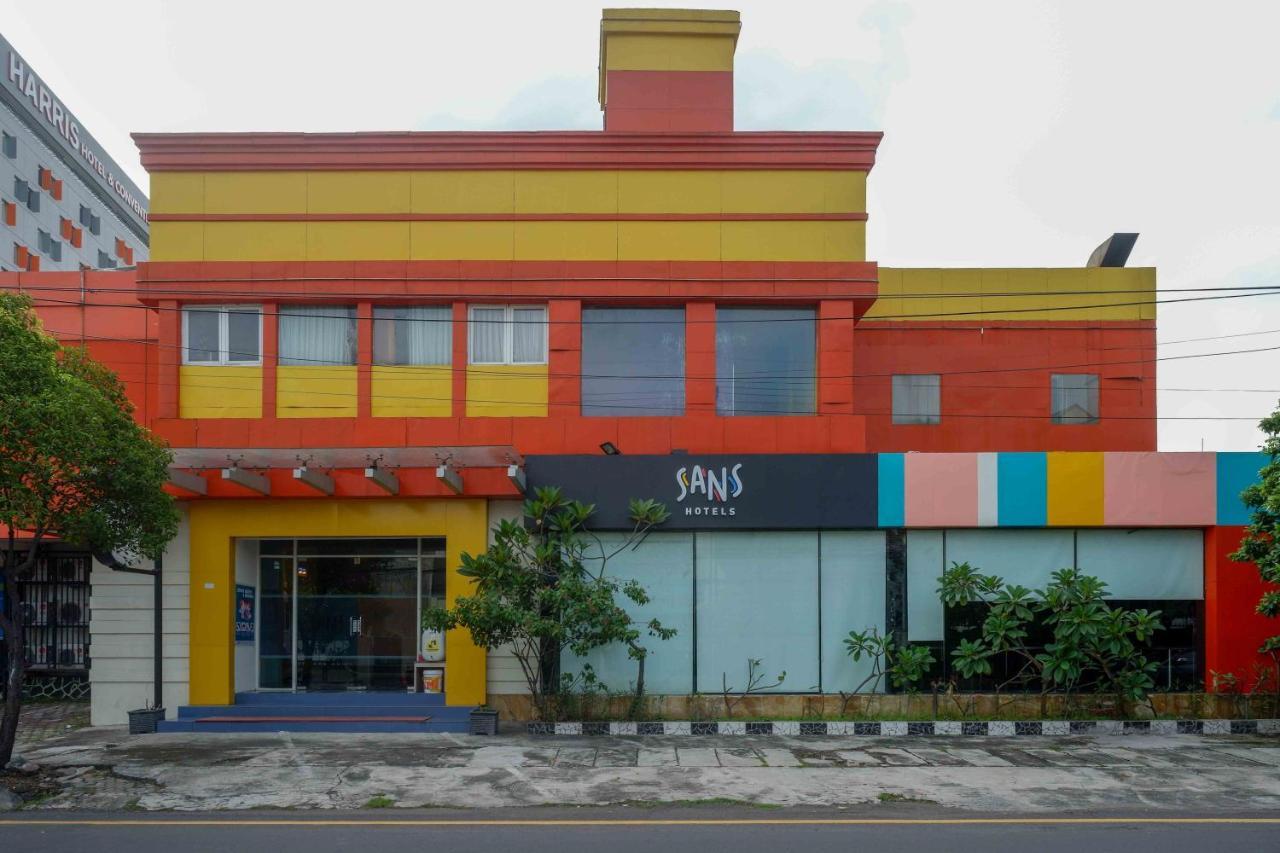 Sans Hotel International Surabaya Gubeng Екстер'єр фото